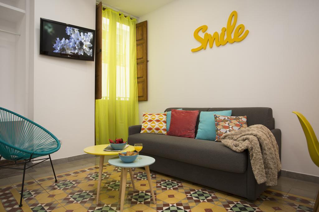 Eco-Friendly Apartments バレンシア エクステリア 写真